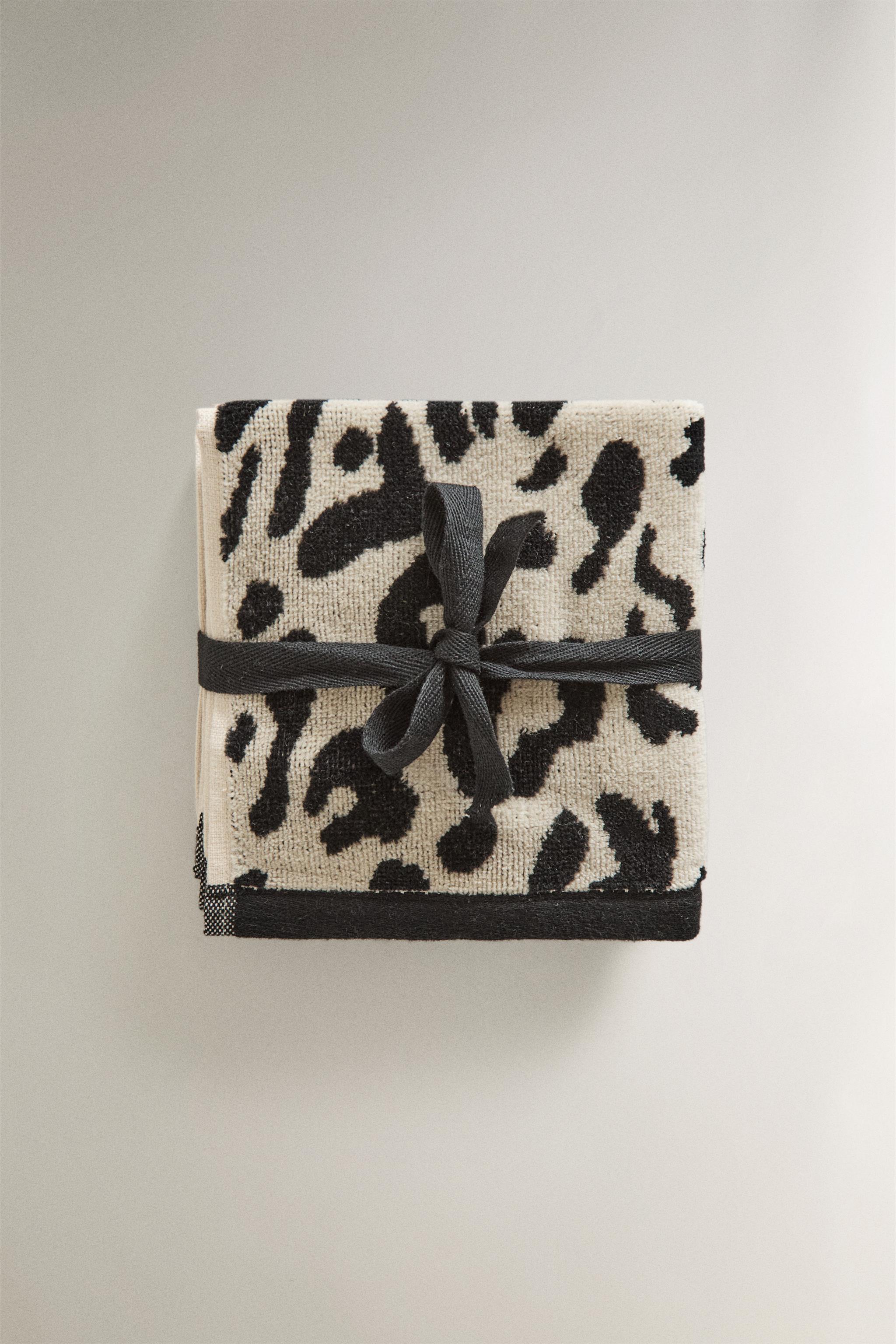 LOT 3 SERVIETTES DE TOILETTE VELOURS IMPRIMÉ ANIMAL